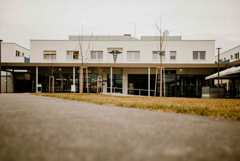 Außenansicht der Ordination im Südstadt Zentrum